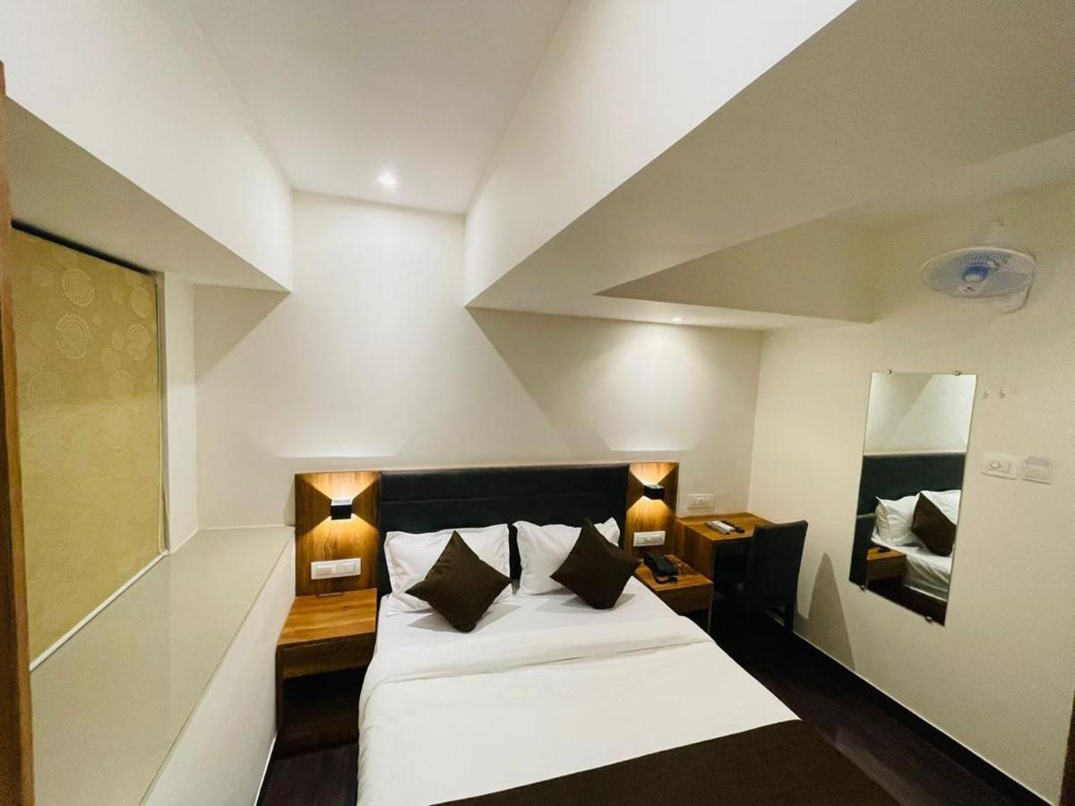 Hotel Hilton Suites Mumbai Kültér fotó